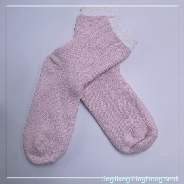 Wholesale hot sale super soft polyester double layer cosy sock heart design home sock fashion women