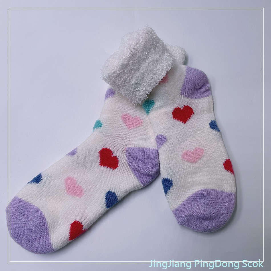 Wholesale hot sale long feather yarn double layer cosy sock heart design home sock fashion women