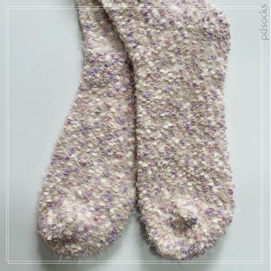 Wholesale popcorn long feather yarn knittede cosy socks warm home socks women socks 