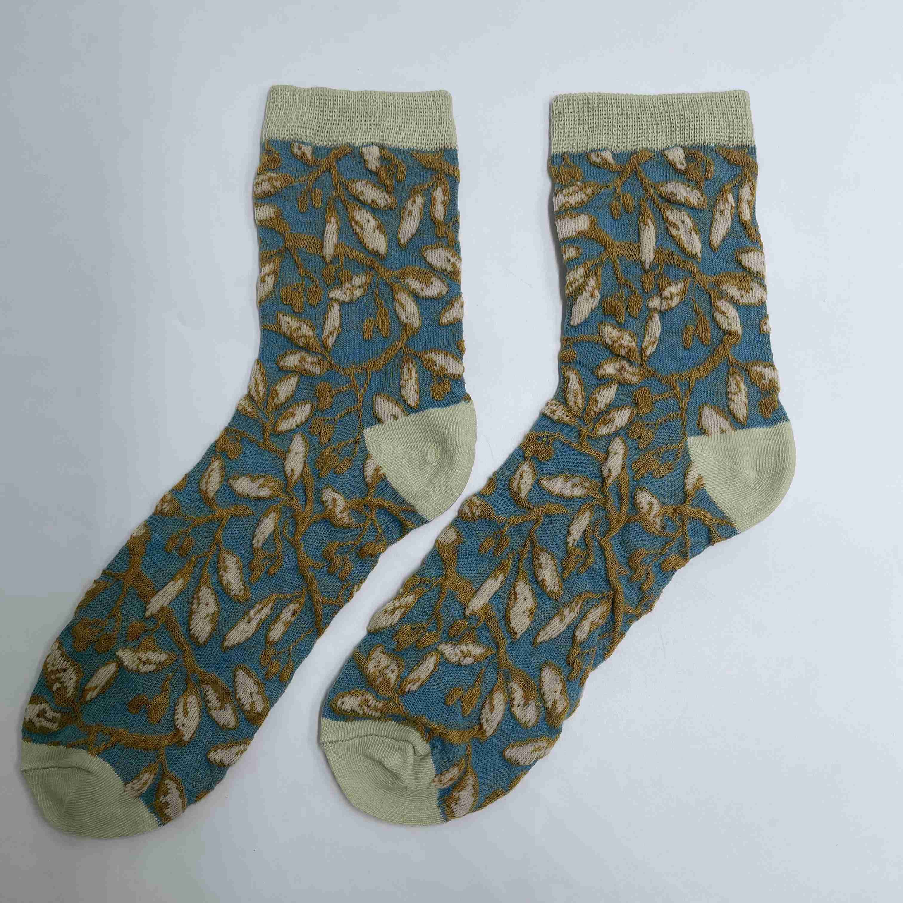 250224 SOCK02.jpg