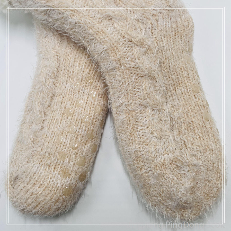Wholesale long feather yarn Cotton fleece non - slip floor socks home sock cotton fleece socks stockings 