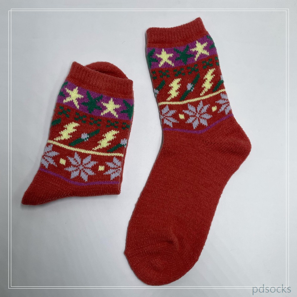 Wholesale super soft fleece yarn and chenille Cosy Socks Home Socks fuzzy sock cozy sleep socks 