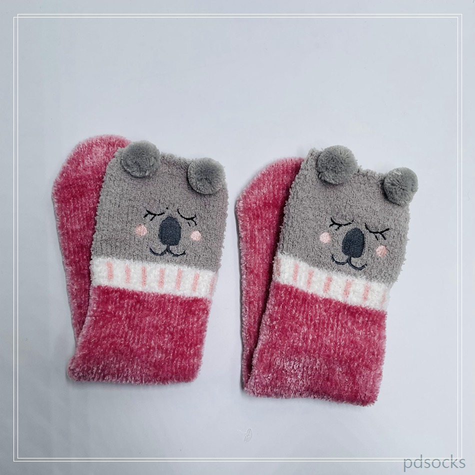 Wholesale super soft microfiber yarn and chenille Cosy Socks Home Socks fuzzy sock cozy sleep socks bear 