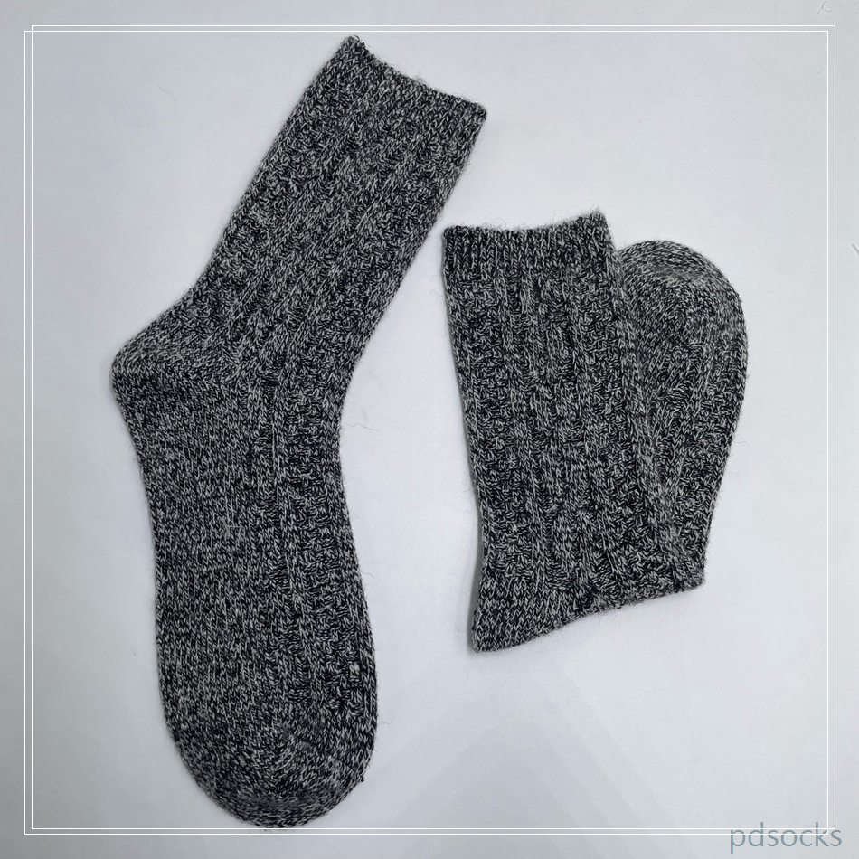 Wholesale wool knitted yarn and chenille Cosy Socks Home Socks fuzzy sock cozy sock 