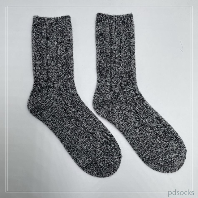 Wholesale wool knitted yarn and chenille Cosy Socks Home Socks fuzzy sock cozy sock 