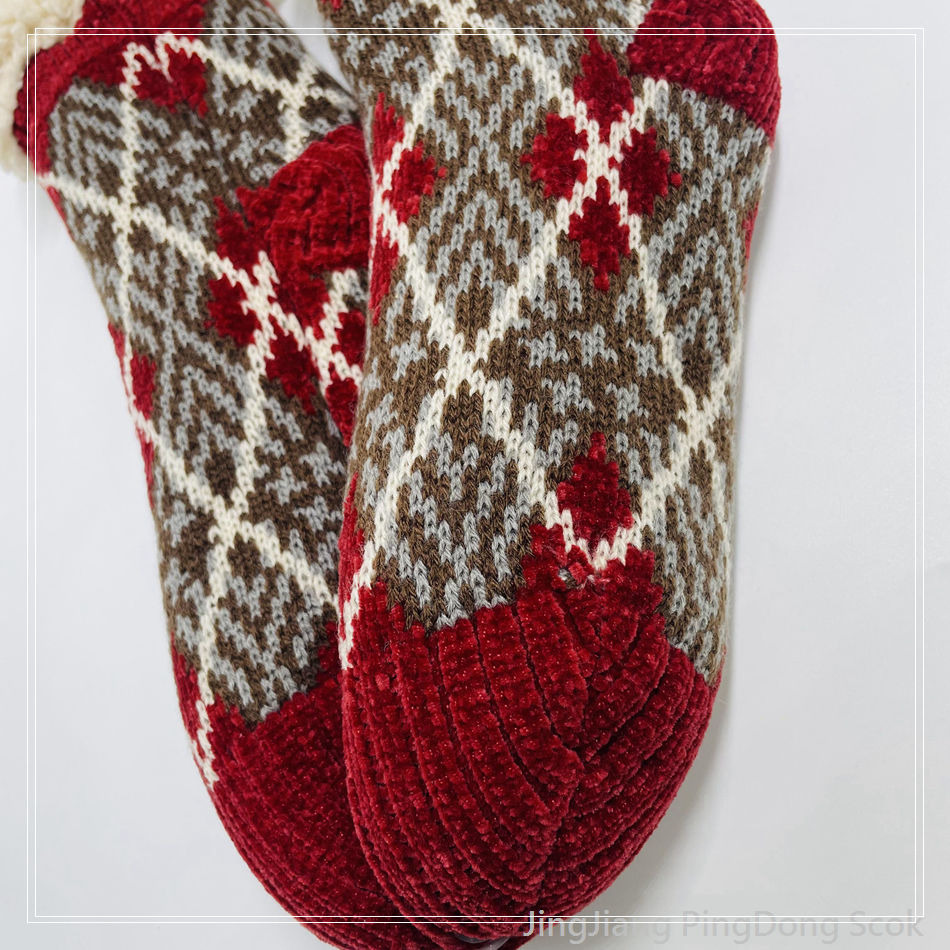 Wholesale super soft cotton lining sherpa socks non-slip home sock 