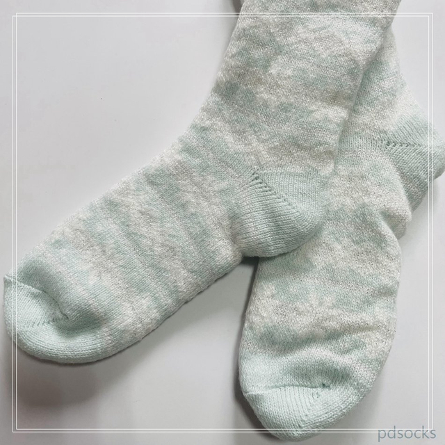 Wholesale double layer cosy sock feather yarn inside knitted home sock 