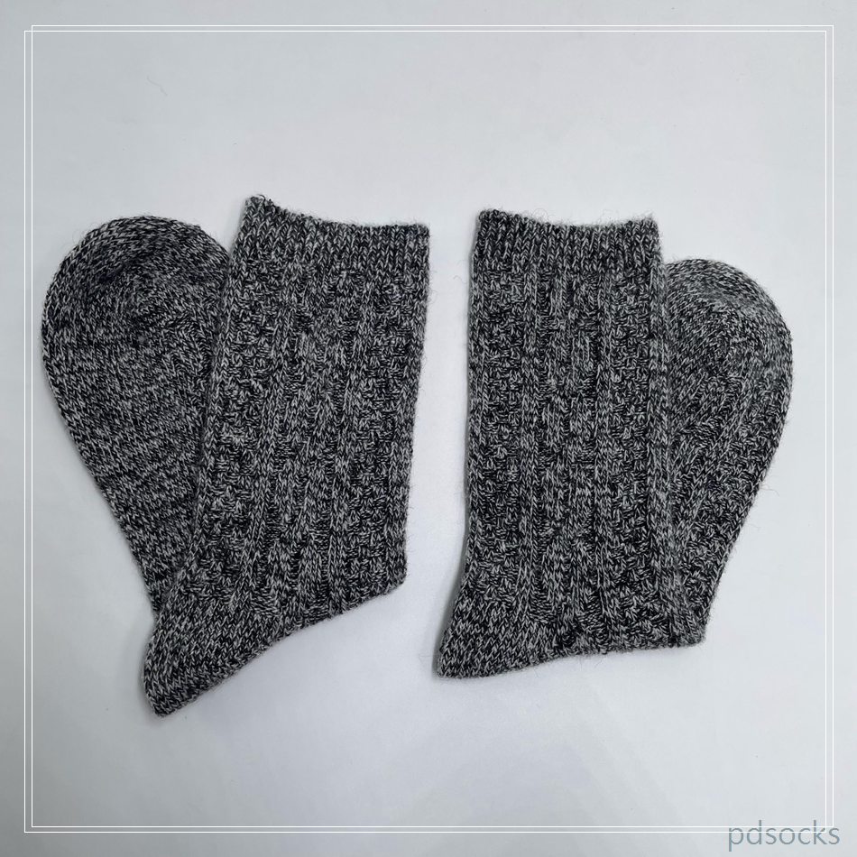 Wholesale wool knitted yarn and chenille Cosy Socks Home Socks fuzzy sock cozy sock 