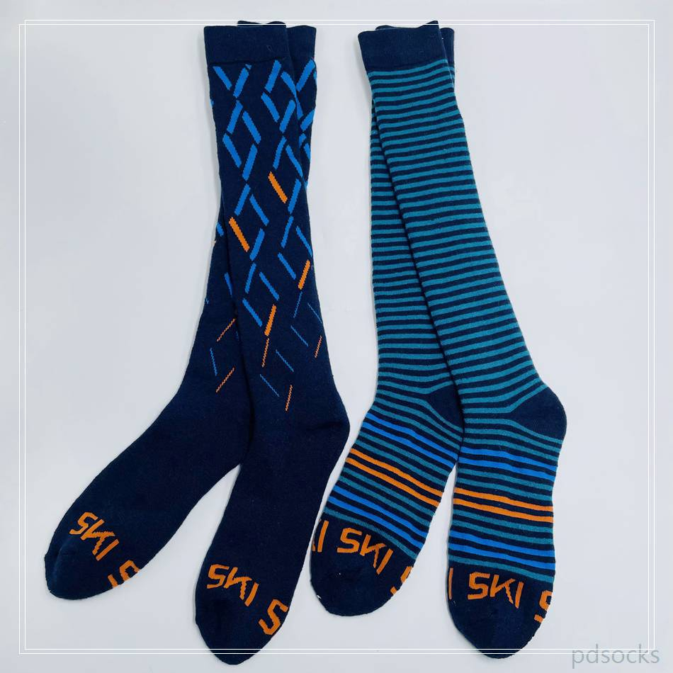 Wholesale custom cotton stockings for boys football socks sport socks 
