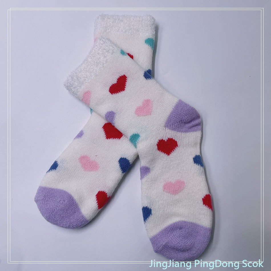 Wholesale hot sale long feather yarn double layer cosy sock heart design home sock fashion women
