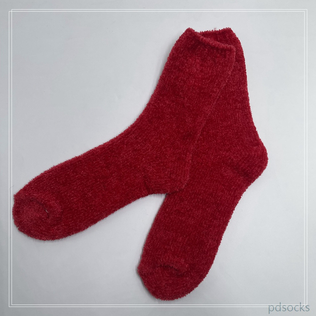 Wholesale Women Red Chenille Cosy Socks Home Socks 