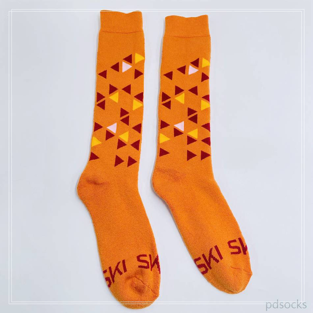 Wholesale custom cotton stockings for kids sport socks crew - length socks
