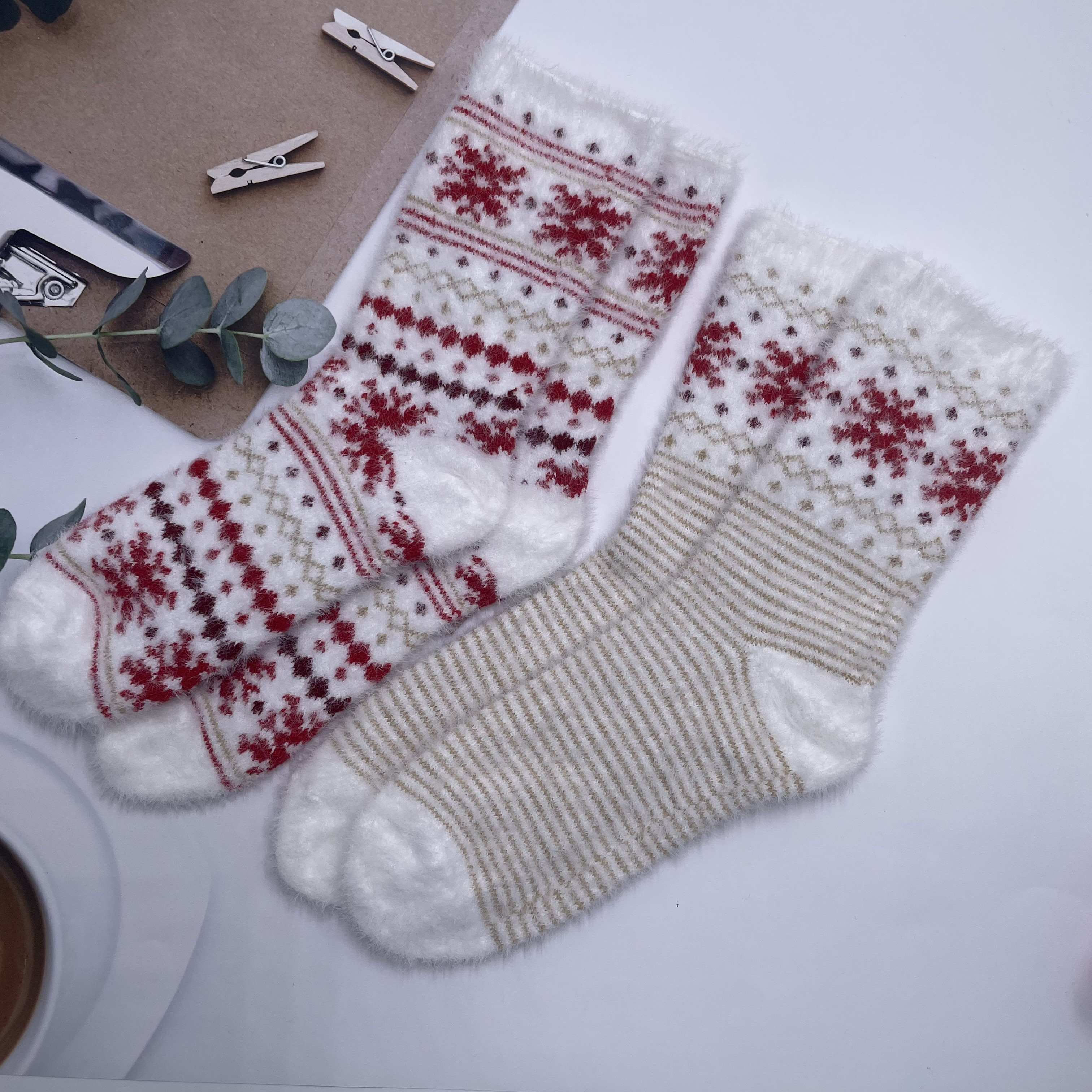 Wholesale Hot Sale Fuzzy Cosy Socks feather yarn cosy socks 