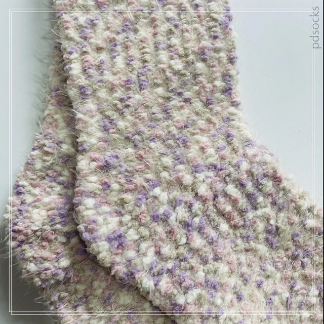 Wholesale popcorn long feather yarn knittede cosy socks warm home socks women socks 