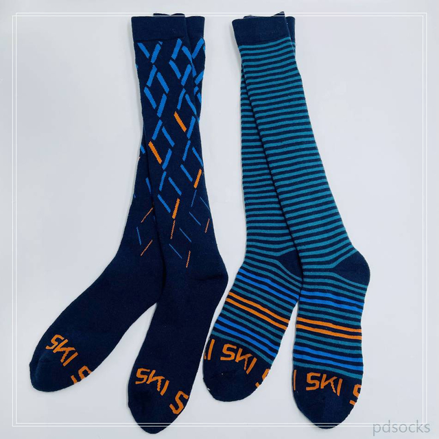 Wholesale custom cotton stockings for boys football socks sport socks 