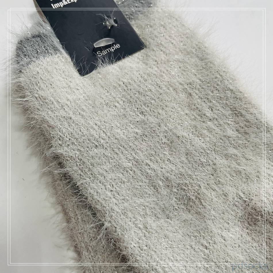 Wholesale super soft long feather yarn cosy sock with shiny threads women sock 