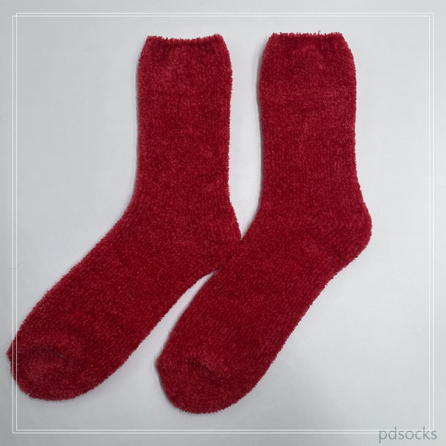 Wholesale Women Red Chenille Cosy Socks Home Socks 
