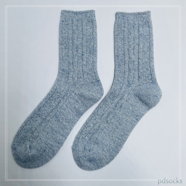 Wholesale wool knitted yarn women warm socks customized color 
