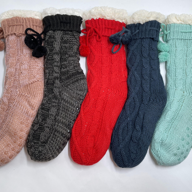 Wholesale sherpa thick cotton lining slipper socks cable knitted home socks