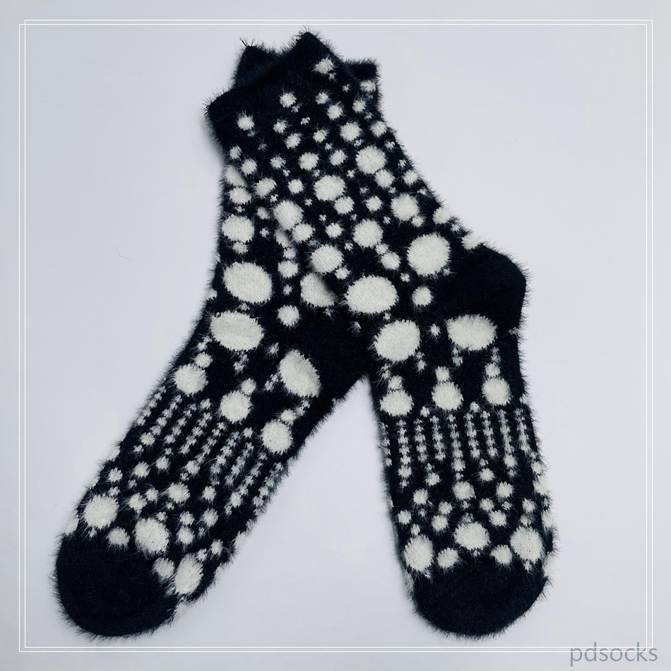 Custom medium feather fuzzy cosy socks home socks fuzzy sock 