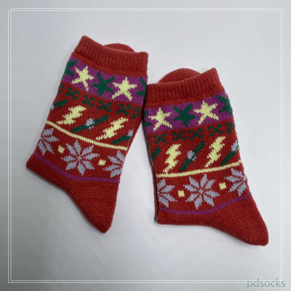 Wholesale super soft fleece yarn and chenille Cosy Socks Home Socks fuzzy sock cozy sleep socks 