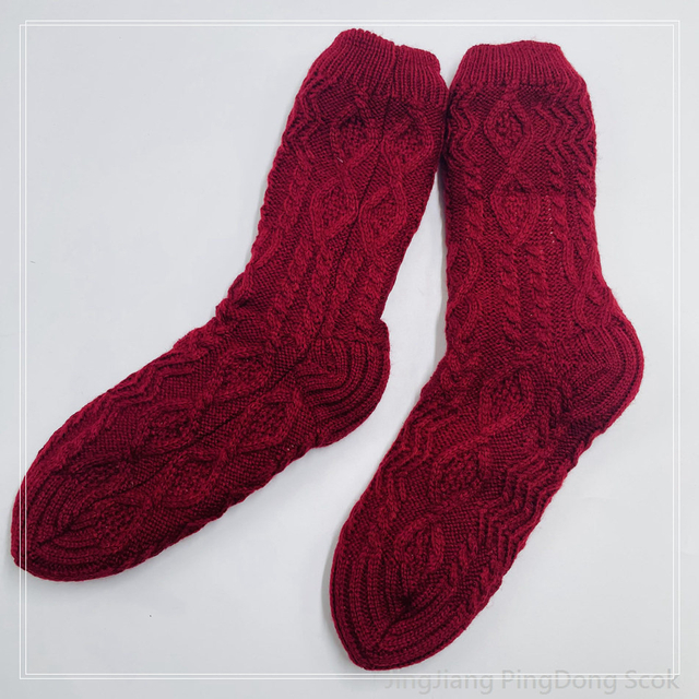 Wholesale super soft cotton lining sherpa socks non-slip home sock double layer sock hot sale 