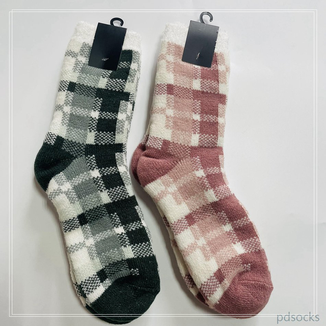 Customized hot sale double layer socks wholsale stocks 