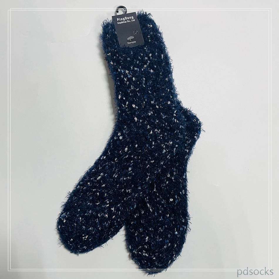 Wholesale and custom colored dot feather yarn knitted warm home socks