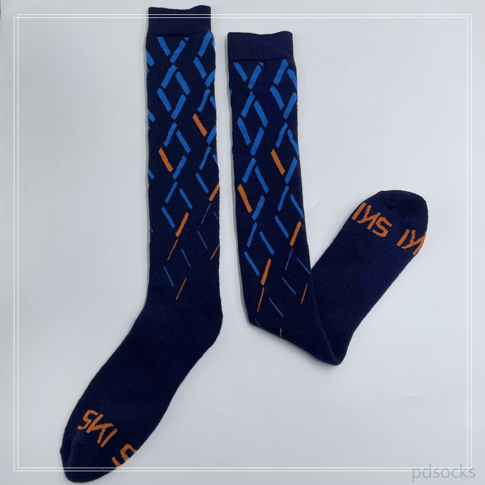 Wholesale custom cotton stockings for boys