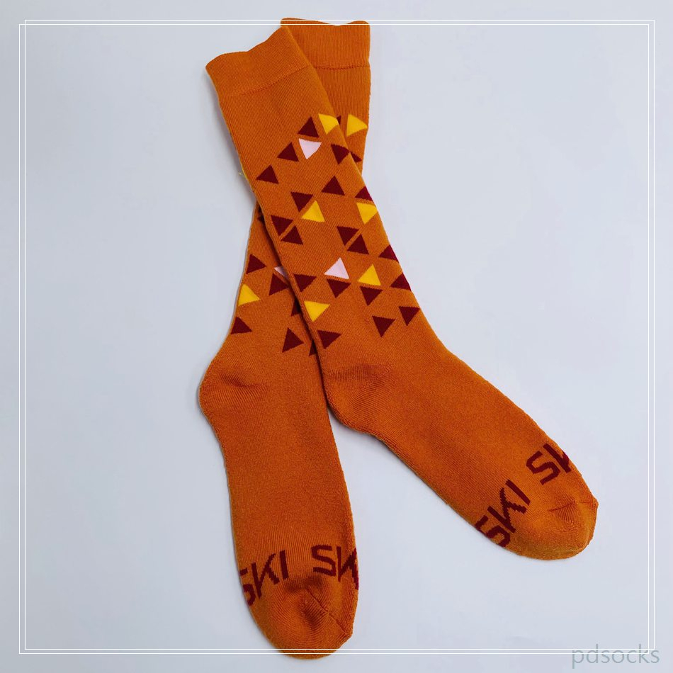 Wholesale custom cotton stockings for kids sport socks crew - length socks