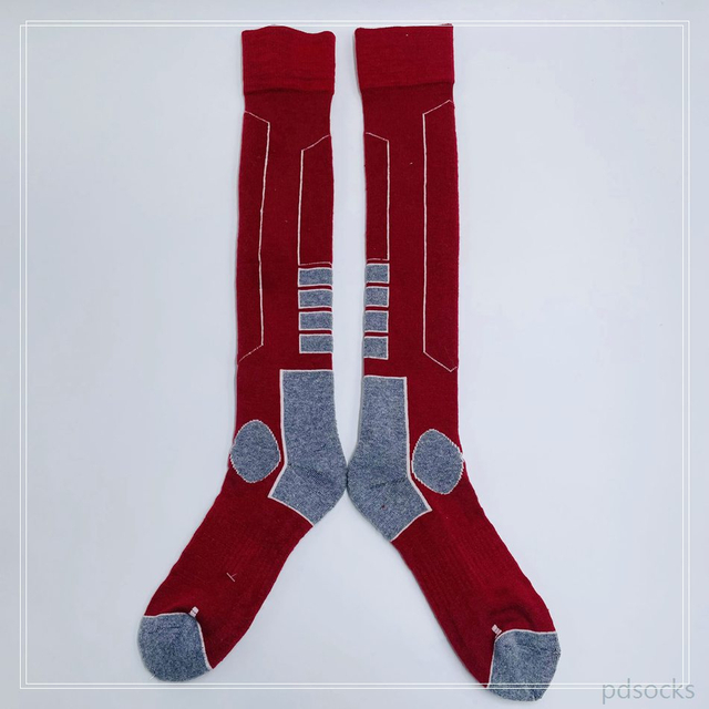 Wholesale custom cotton stockings for adults football socks 