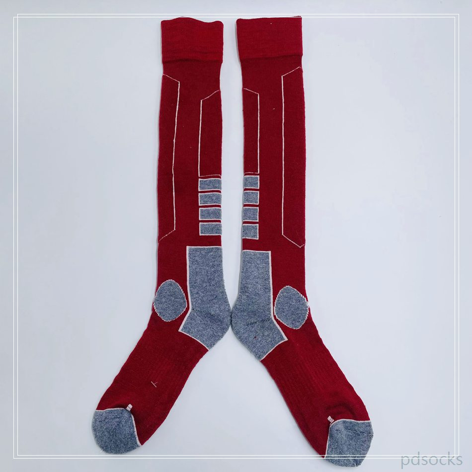 Wholesale custom cotton stockings for adults football socks 
