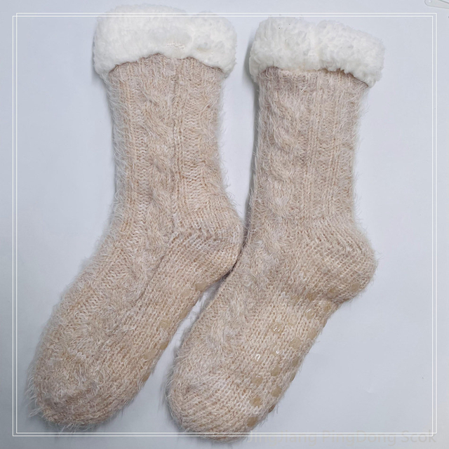 Wholesale long feather yarn Cotton fleece non - slip floor socks home sock cotton fleece socks stockings 
