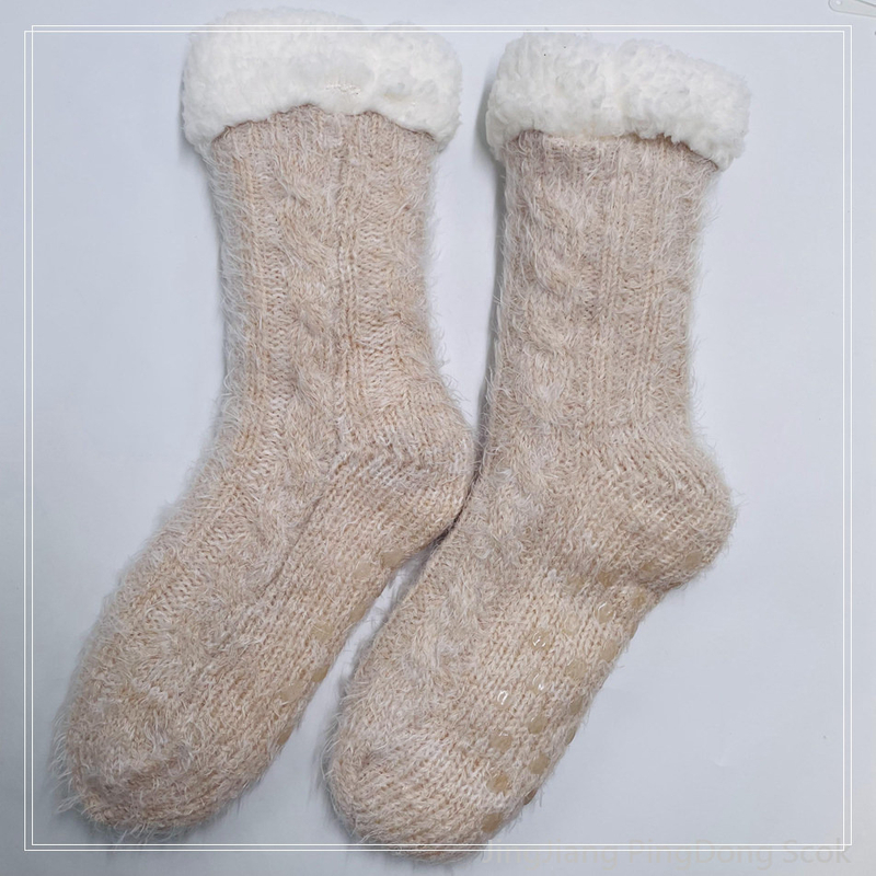 Wholesale long feather yarn Cotton fleece non - slip floor socks home sock cotton fleece socks stockings 