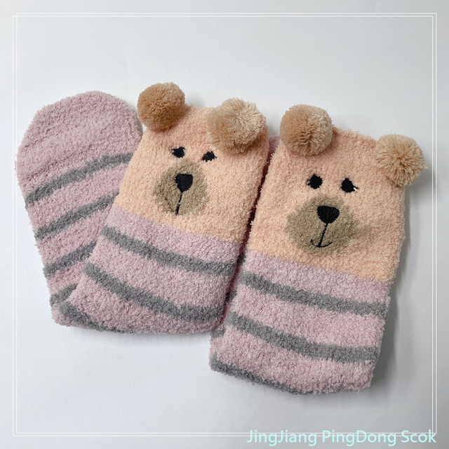 Wholesale half-pile cartoon-shaped women's socks and cute home socks