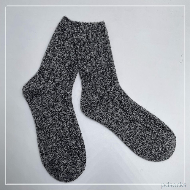 Wholesale wool knitted yarn and chenille Cosy Socks Home Socks fuzzy sock cozy sock 